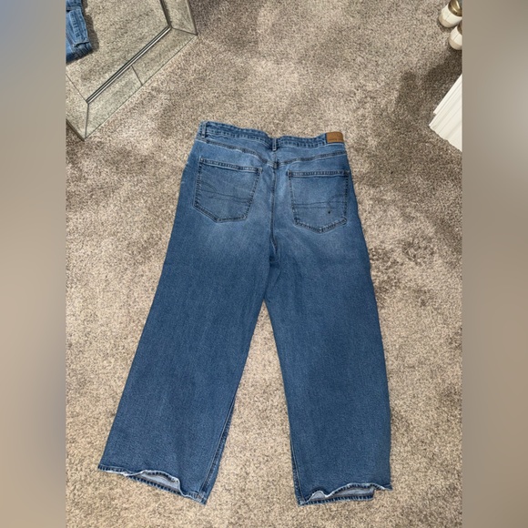 American Eagle Outfitters high waisted Jeans - Picture 2 of 5